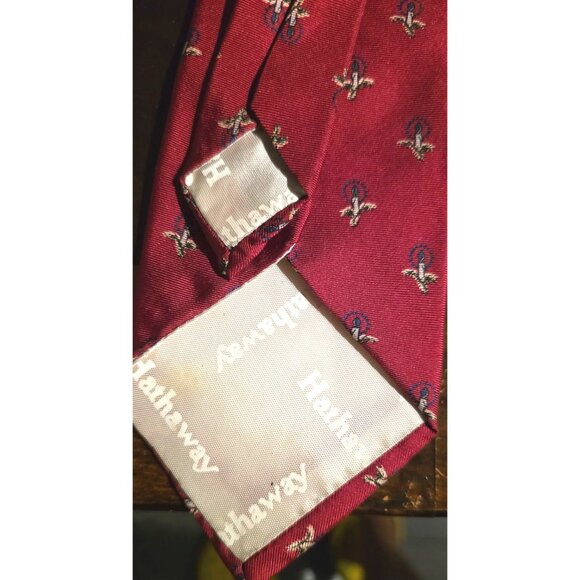 Vintage Necktie Hathaway Red Silk Christmas Candle & Flame Men Holiday - Picture 2 of 6